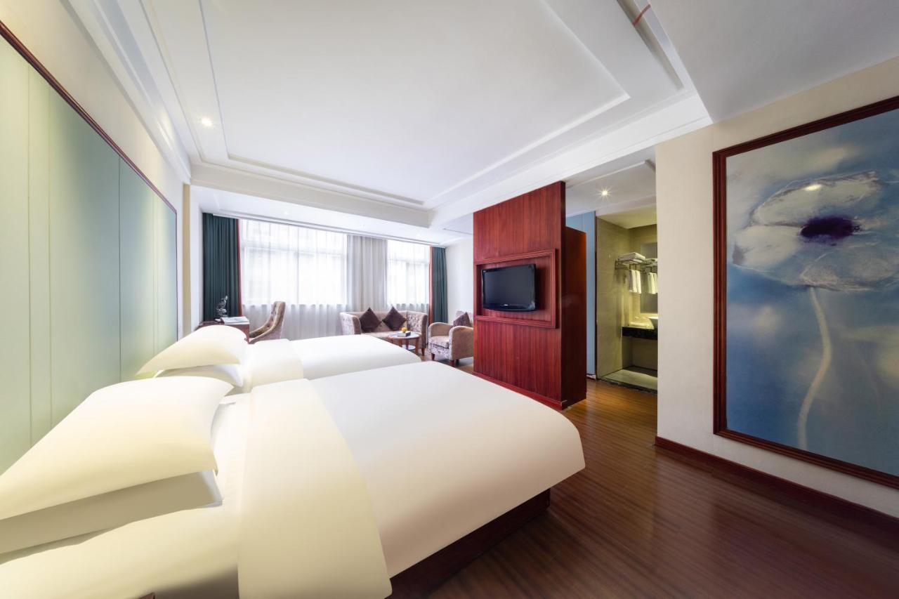 Lingshang Hotel Yiwu  Bagian luar foto