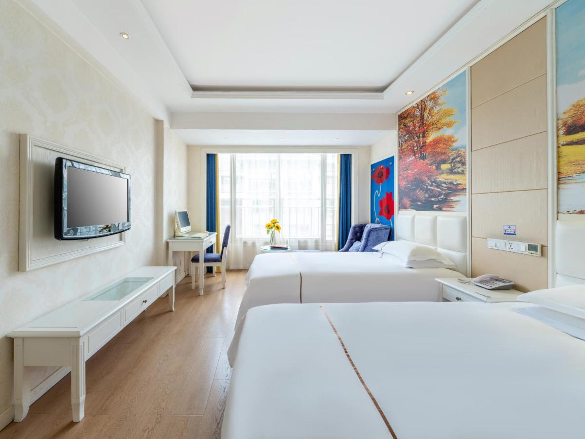 Lingshang Hotel Yiwu  Bagian luar foto