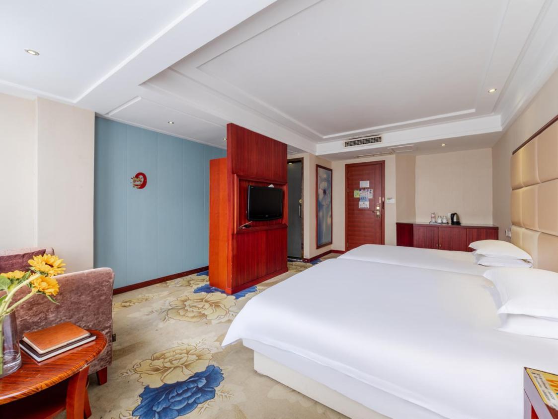 Lingshang Hotel Yiwu  Bagian luar foto