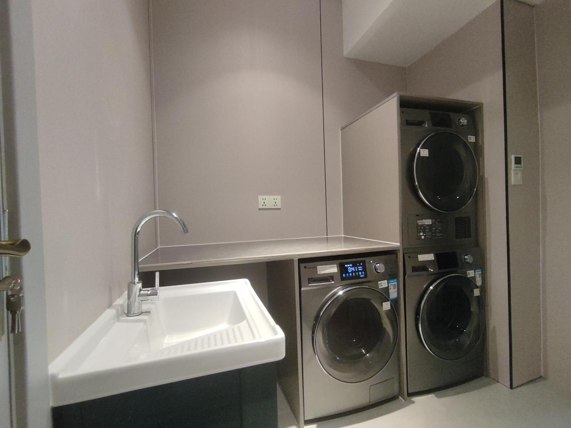 Lingshang Hotel Yiwu  Bagian luar foto